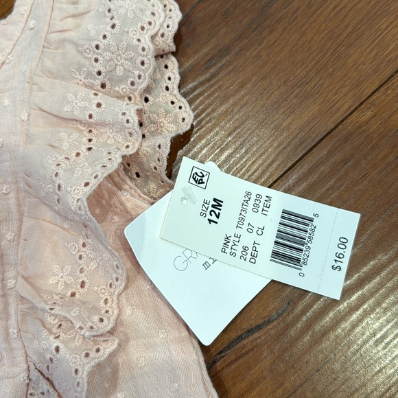 Pink Ruffled Baby Outfit - Picture 2 of 3